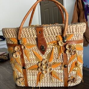 Vintage beach bag